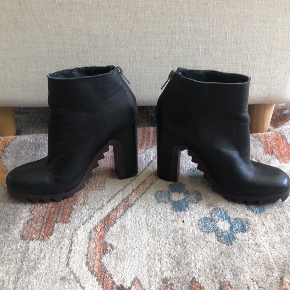 Circus by Sam Edelman heeled ankle boots - Picture 2 of 2
